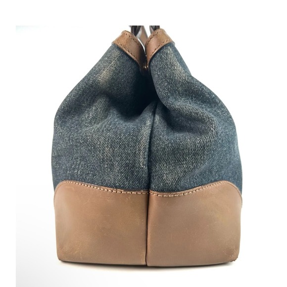 Gucci Denim Logo Tote - Picture 4 of 16